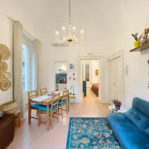 https://maison-del-toscano-centro-storico-di.catania-hotels.net